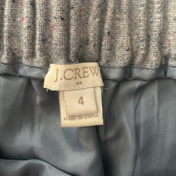 gray Jcrew skirt - Picture 2 of 3